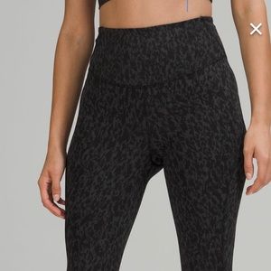 Lululemon Wanderunder 28” High Rise